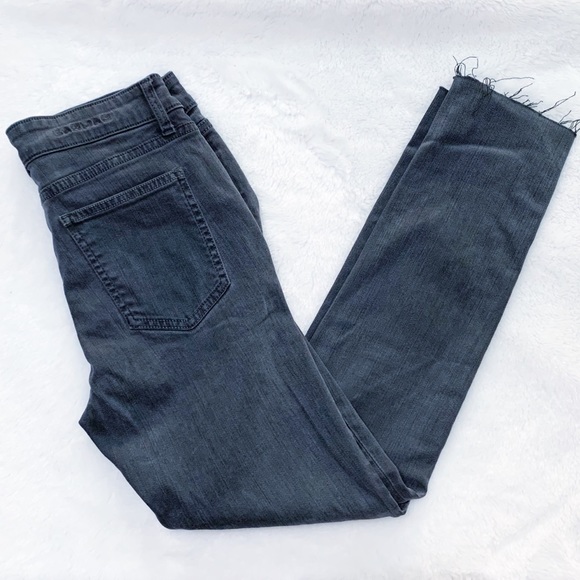 NWOT CARMAR Skinny Fryed Hem Jeans - Picture 2 of 8